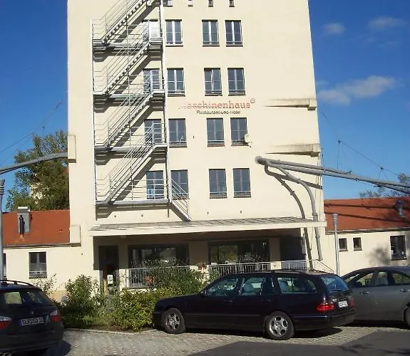 Maschinenhaus Hotel 3*